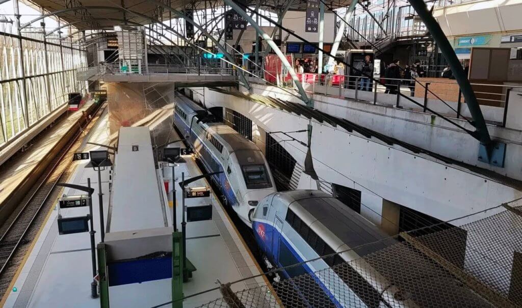 intérieur gare lille europe